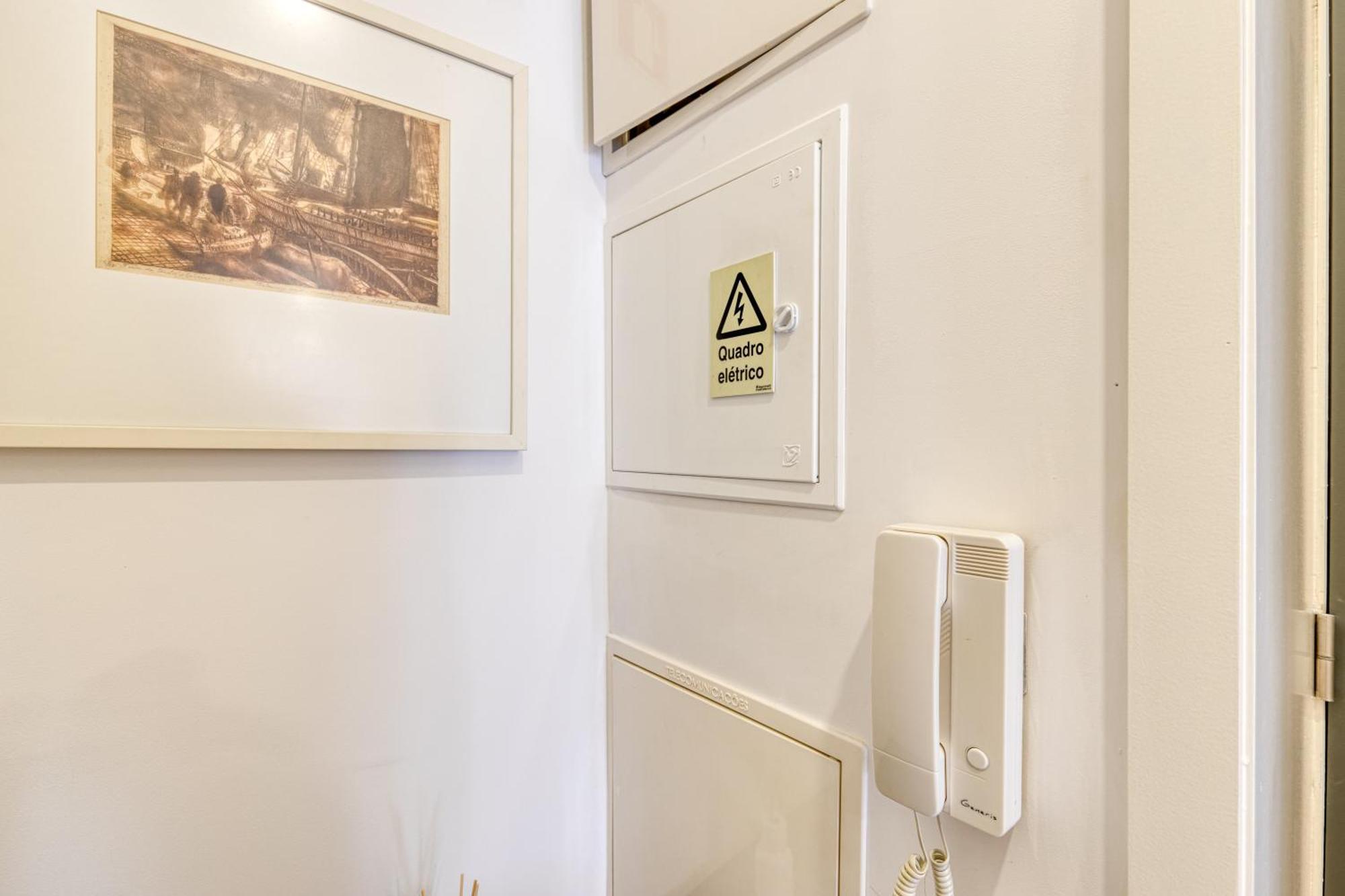 Oporto Guest Heroismo Flat Exterior photo